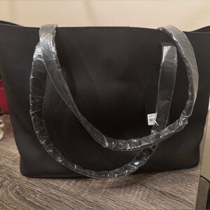 Forever 21 Elegant Black Tote